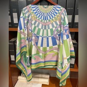 Rani Arabella poncho blouse